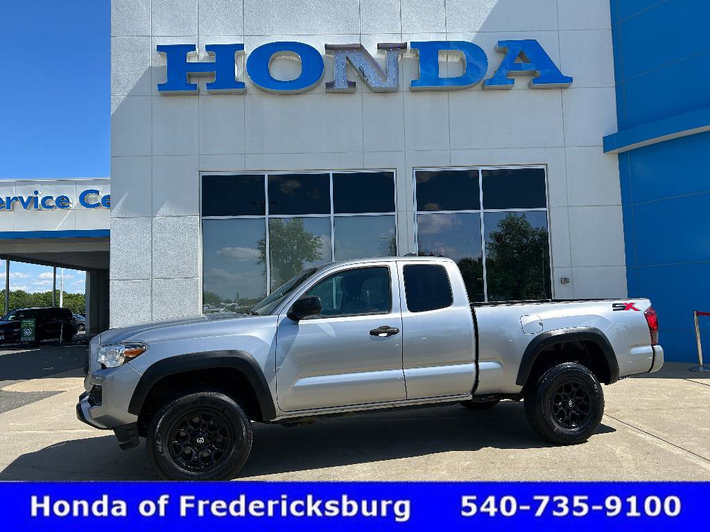 Used 2020 Toyota Tacoma SR w/ SX Package AWD/4WD video 1