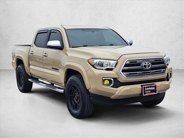 Used 2016 Toyota Tacoma Limited w/ Towing Package image 3