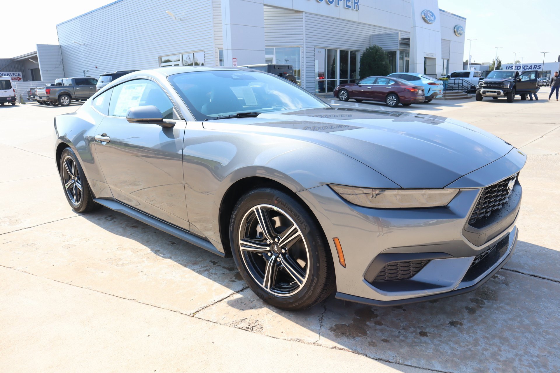New 2025 Ford Mustang Coupe image 1