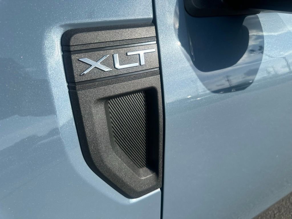 Used 2025 Ford Maverick XLT w/ Equipment Group 302A image 15