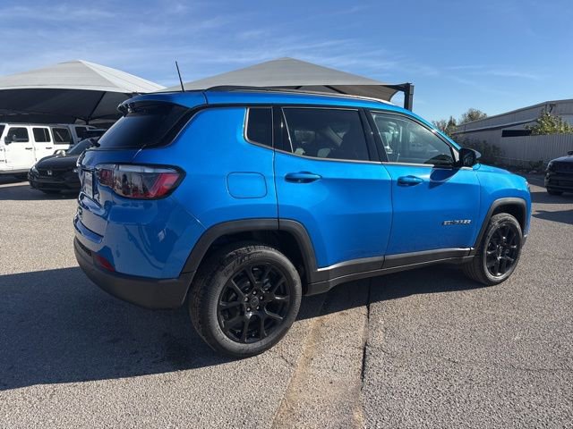 New 2026 Jeep Compass Latitude image 6