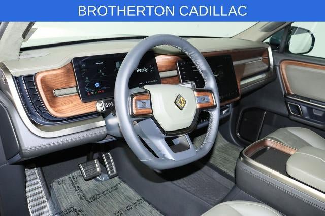 Used 2023 Rivian R1S Adventure AWD/4WD image 21