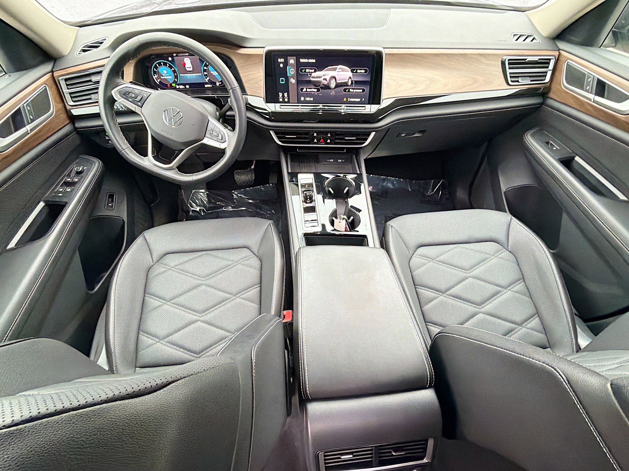 Used 2025 Volkswagen Atlas SE image 45