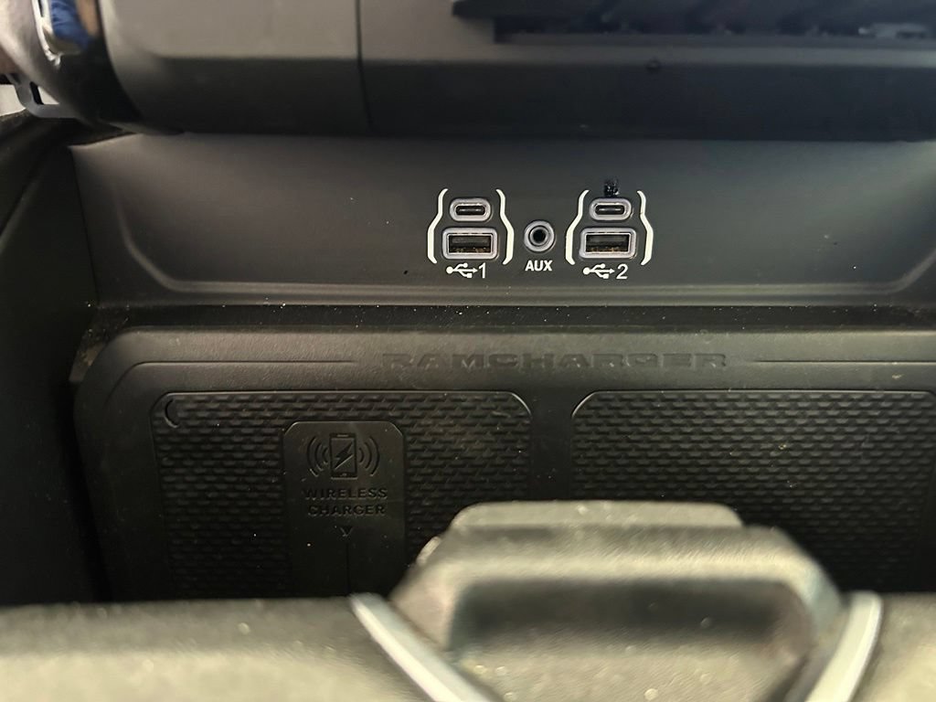 Used 2025 RAM 1500 Laramie AWD/4WD image 52