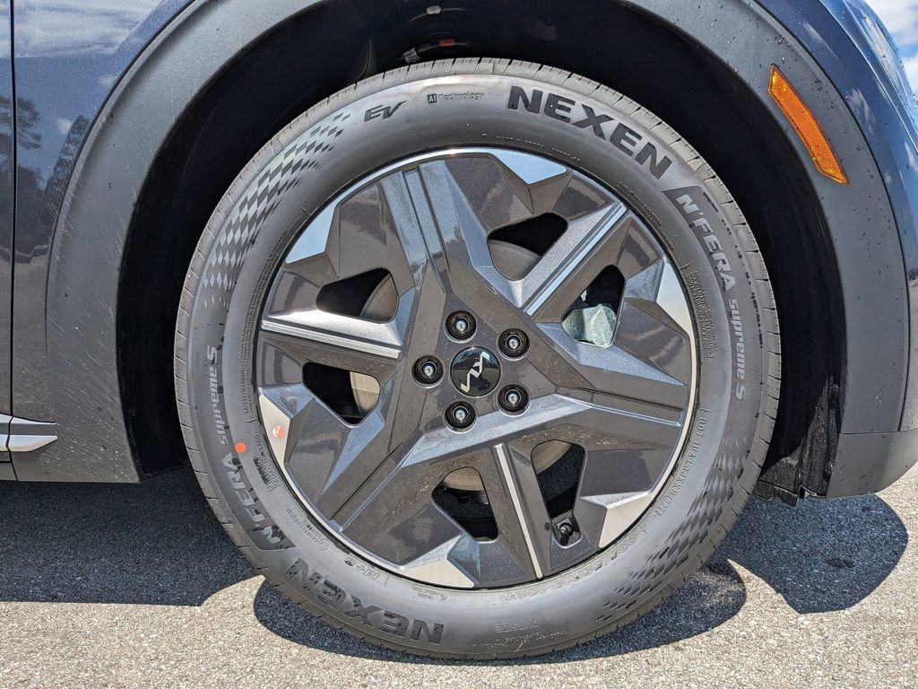New 2025 Kia EV6 Light RWD image 13