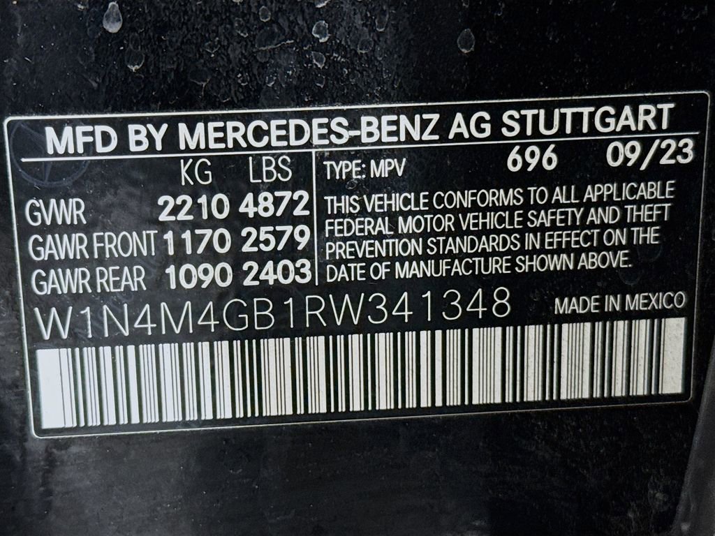 Used 2024 Mercedes-Benz GLB 250 w/ Exclusive Package image 32