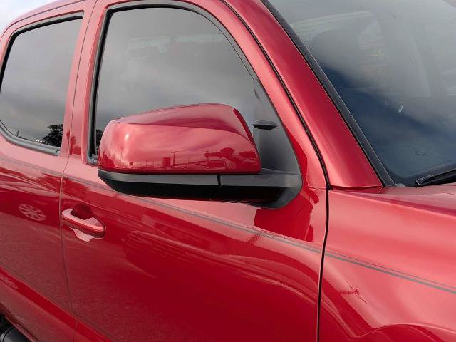 Used 2022 Toyota Tacoma SR AWD/4WD image 9