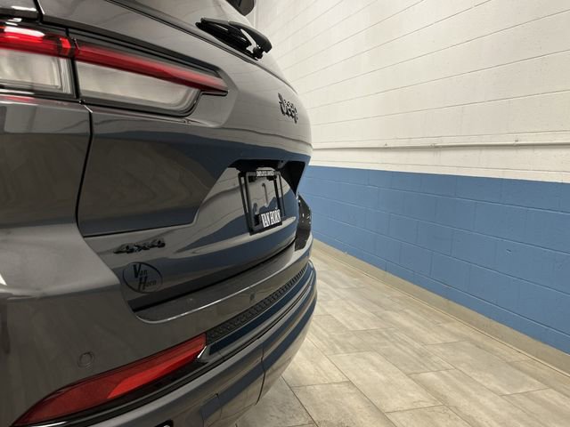 Used 2025 Jeep Grand Cherokee L Summit image 40