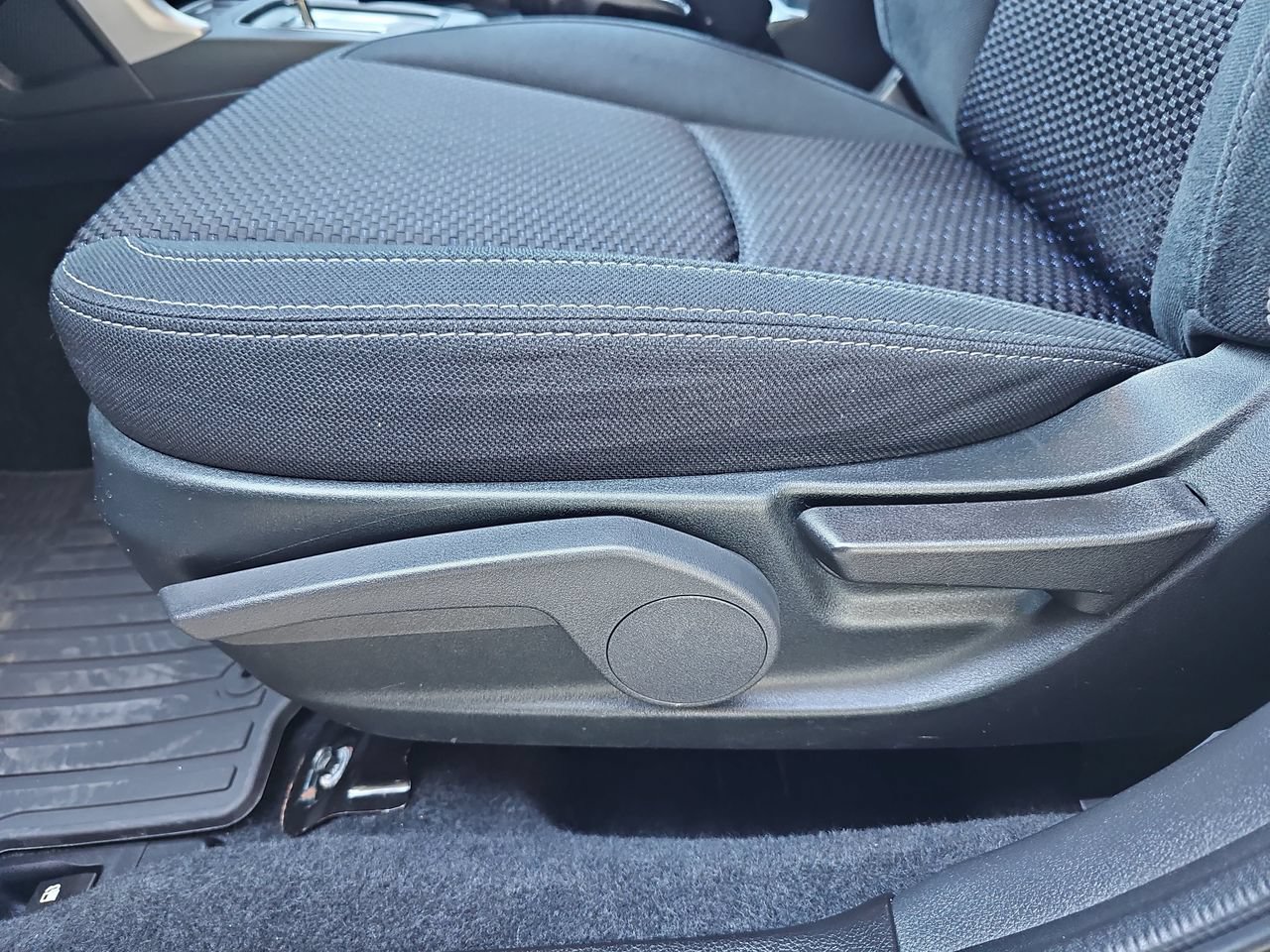 Used 2018 Subaru Forester 2.5i w/ Alloy Wheel Package AWD/4WD image 33