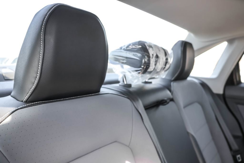 New 2026 Volkswagen Jetta SE FWD image 41