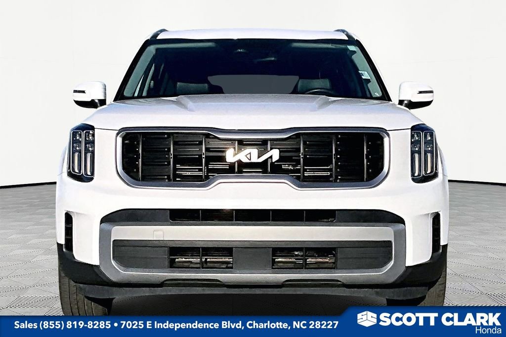 Used 2023 Kia Telluride S w/ S Sunroof Package image 2