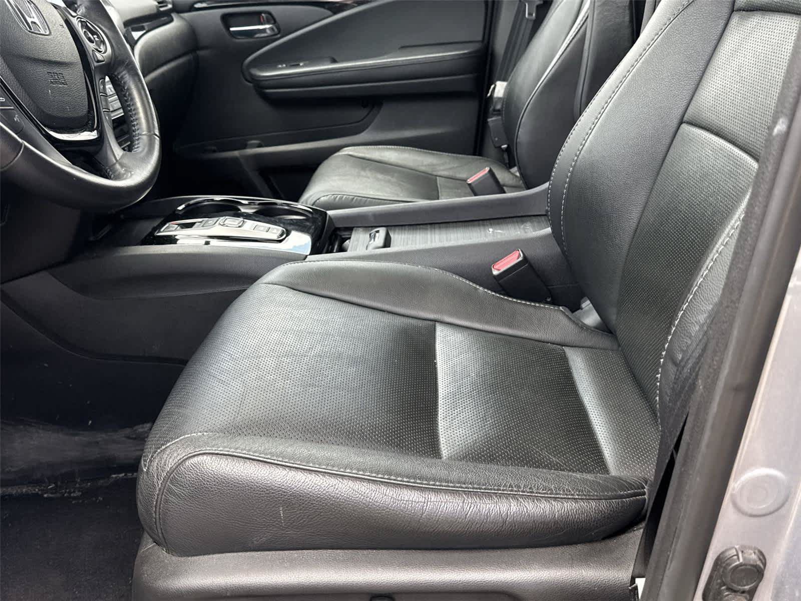 Used 2018 Honda Pilot Elite image 8