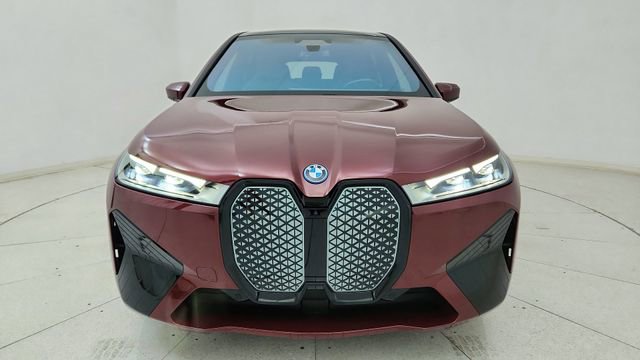 Used 2024 BMW iX xDrive50 w/ Premium Package AWD/4WD image 13
