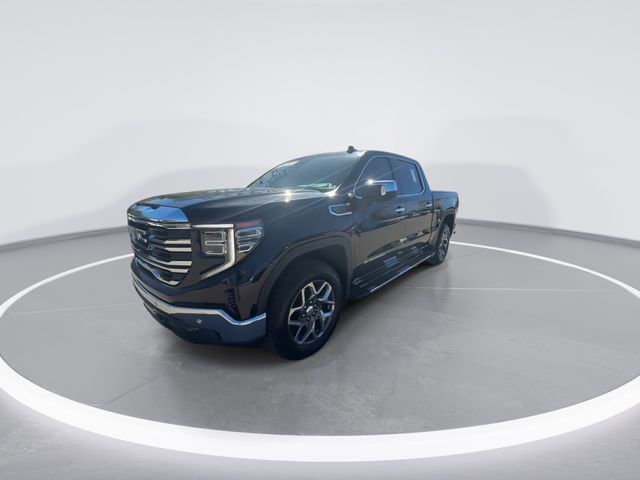 Used 2022 GMC Sierra 1500 SLT w/ SLT Premium Plus Package image 4