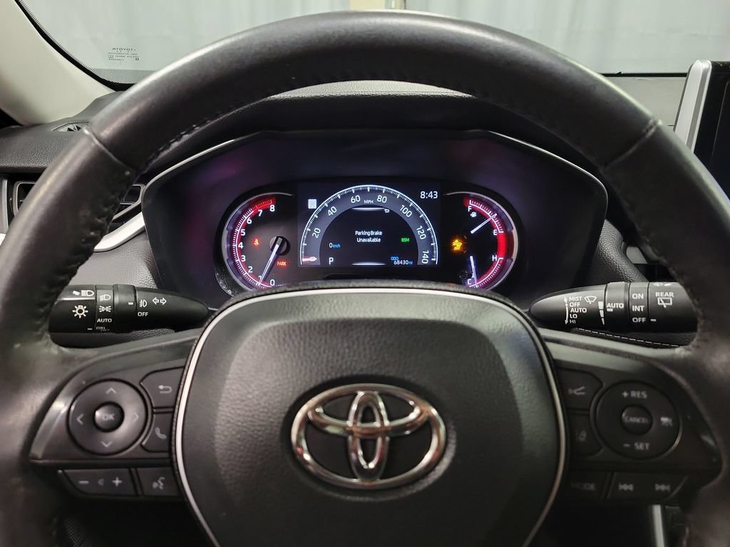 Used 2023 Toyota RAV4 XLE Premium AWD/4WD image 15