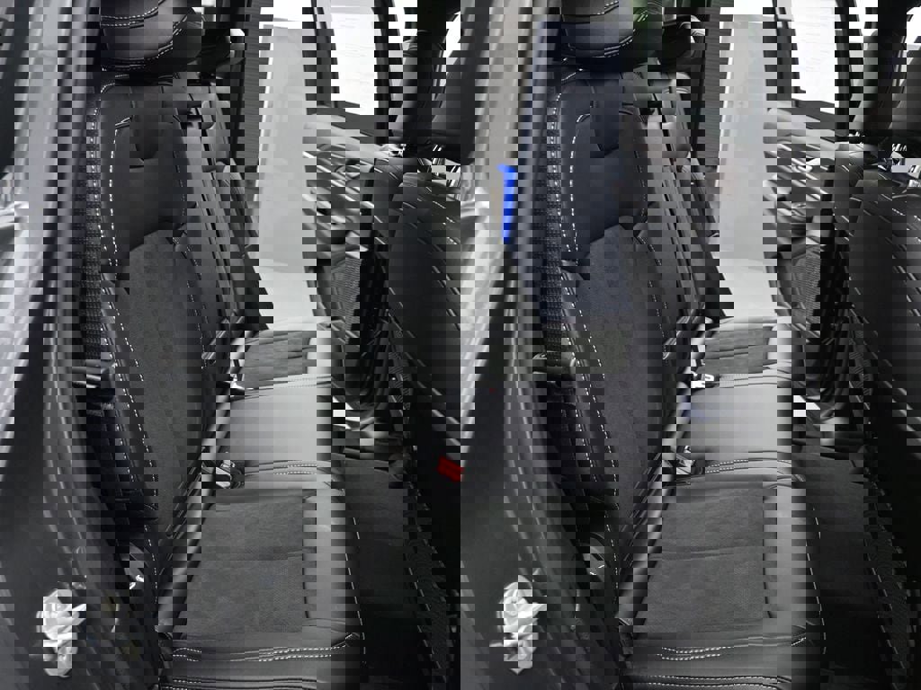 New 2026 Jeep Grand Cherokee Altitude image 22