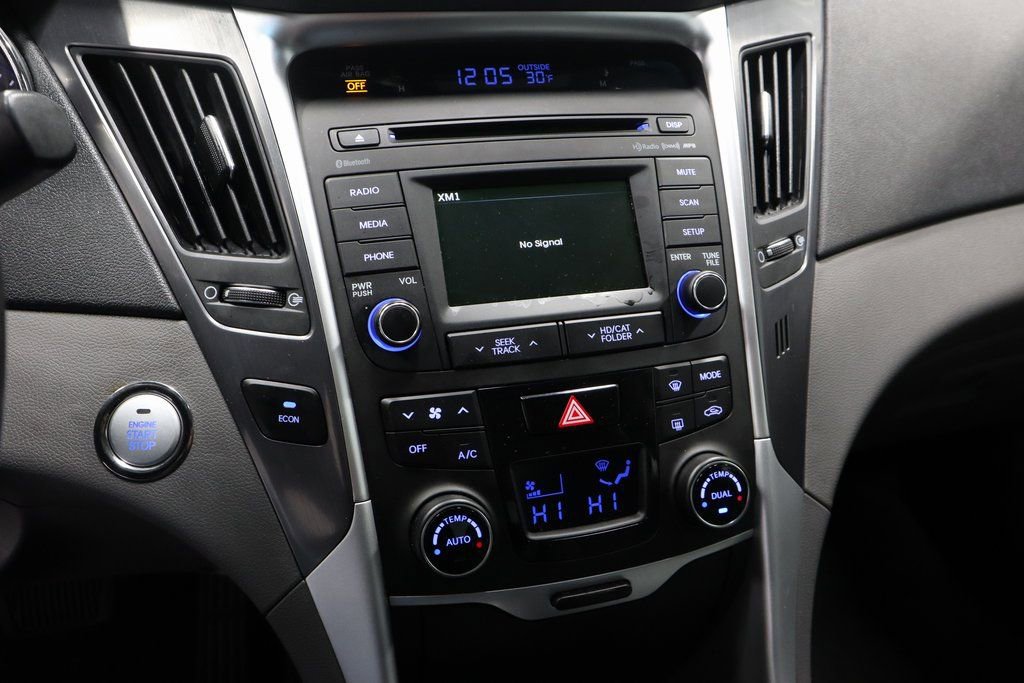 Used 2014 Hyundai Sonata Hybrid image 34