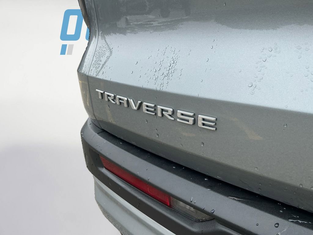 Used 2026 Chevrolet Traverse LT FWD image 23