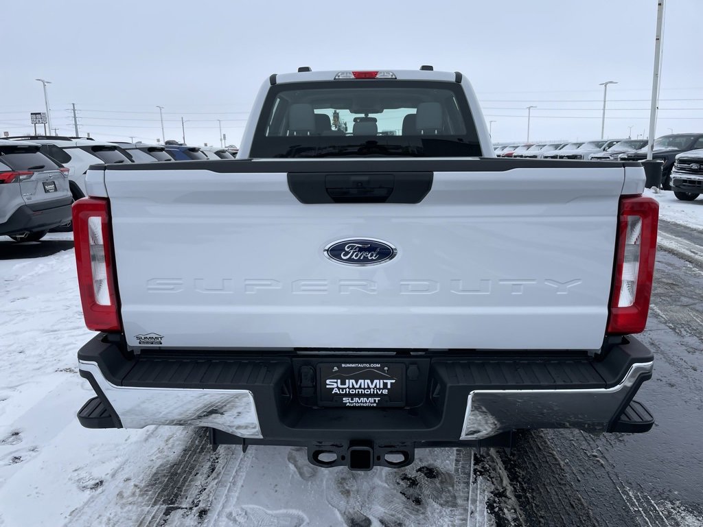 New 2026 Ford F250 XL w/ XL Chrome Package image 30