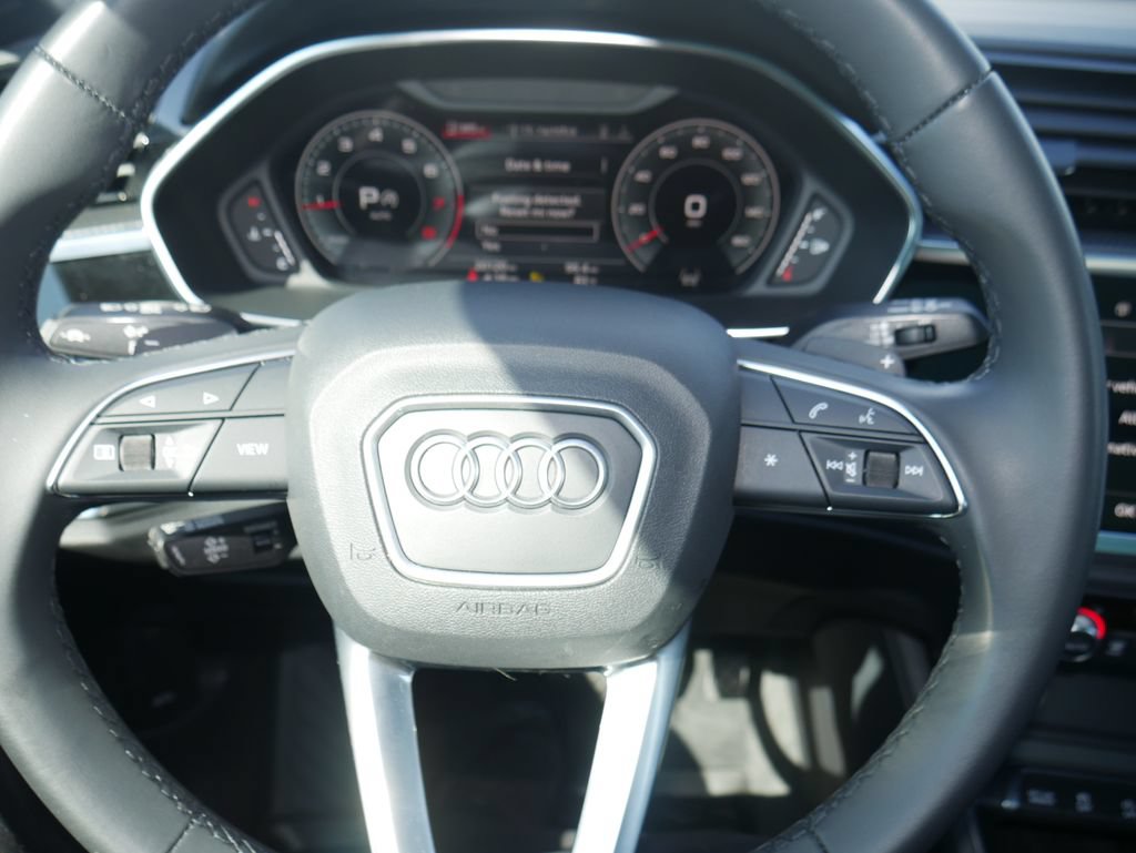 Certified 2023 Audi Q3 2.0T Premium Plus w/ Premium Plus Package AWD/4WD image 32