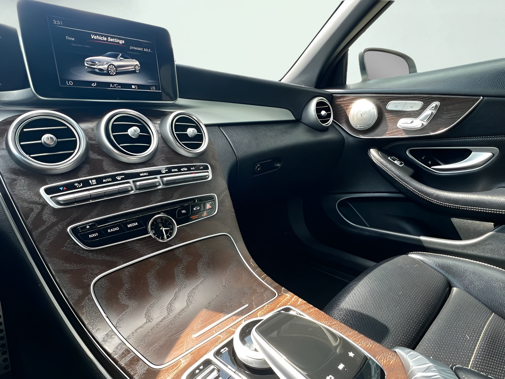 Used 2018 Mercedes-Benz C 300 Cabriolet image 34
