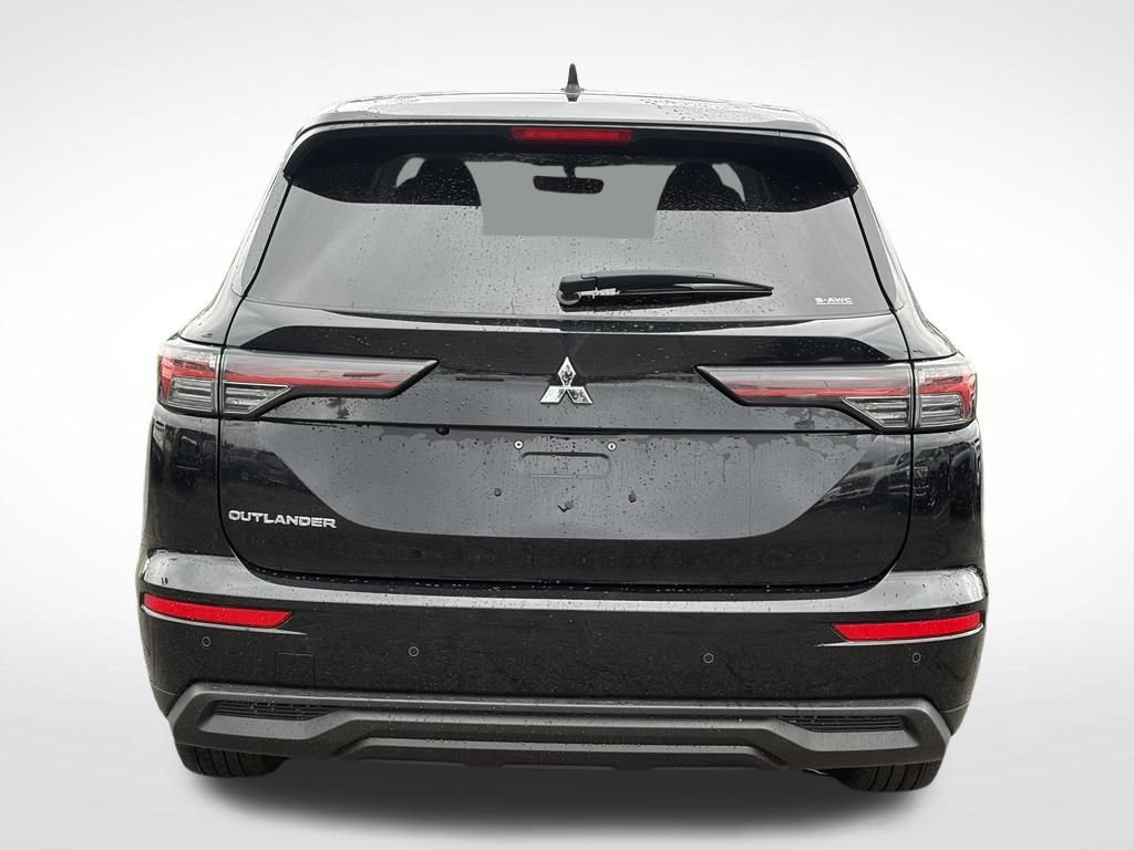 Used 2025 Mitsubishi Outlander ES AWD/4WD image 7