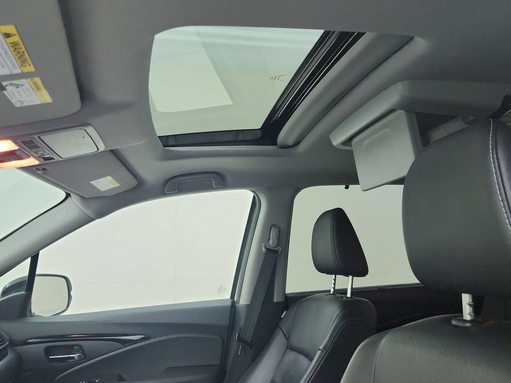 Used 2019 Honda Pilot Touring image 33
