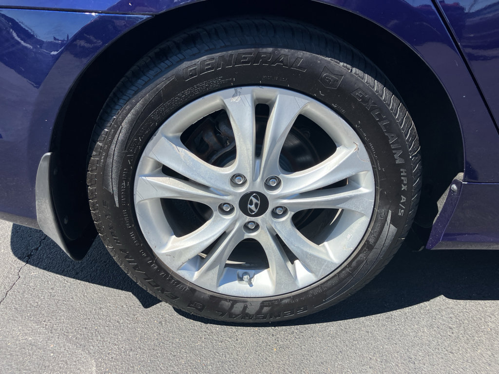 Used 2013 Hyundai Sonata Limited FWD image 9