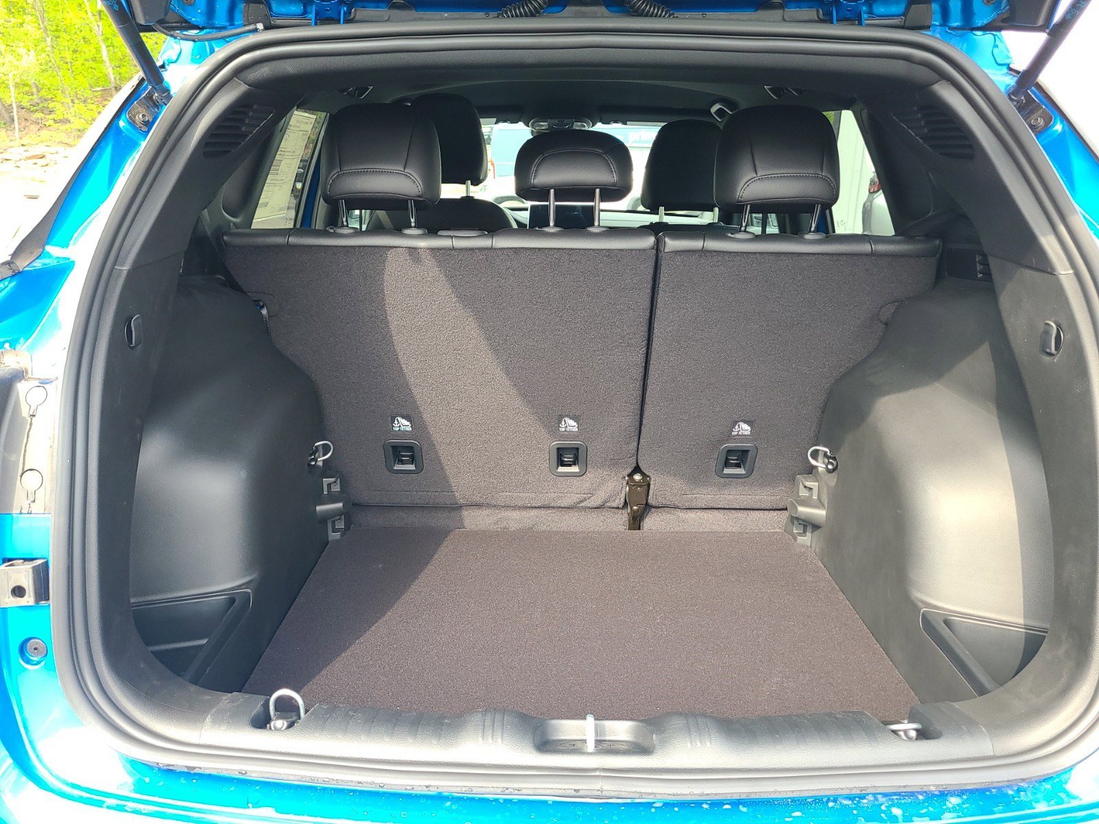 Used 2024 Jeep Compass Latitude image 10