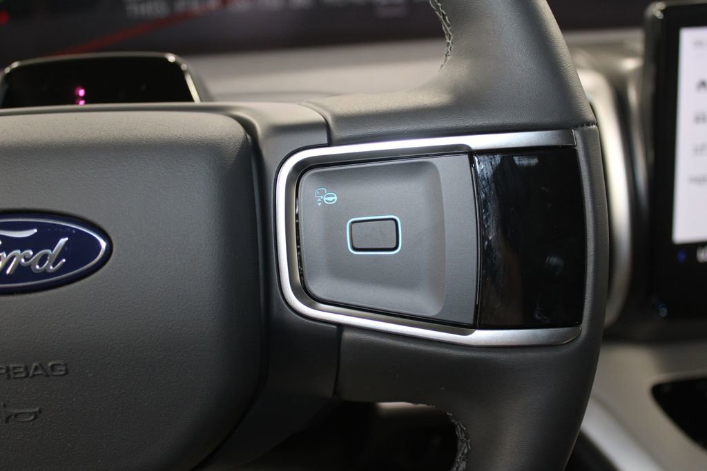 New 2025 Ford Expedition Max Active image 41