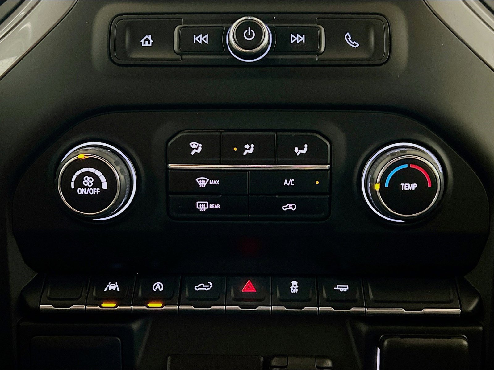 Used 2022 Chevrolet Silverado 1500 Custom w/ LPO, Dark Essentials Package RWD image 11