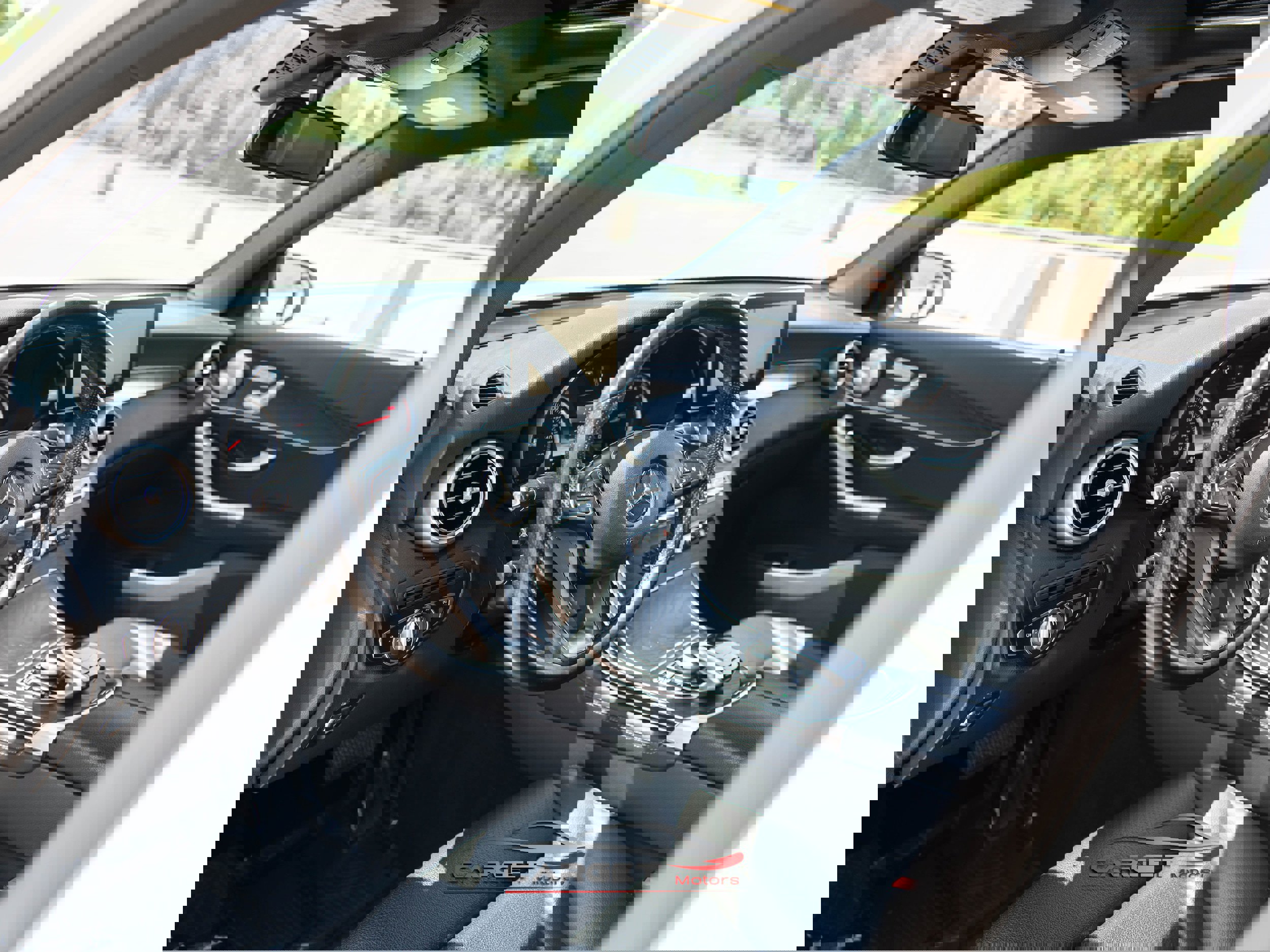 Used 2018 Mercedes-Benz GLC 300 4MATIC Coupe image 13