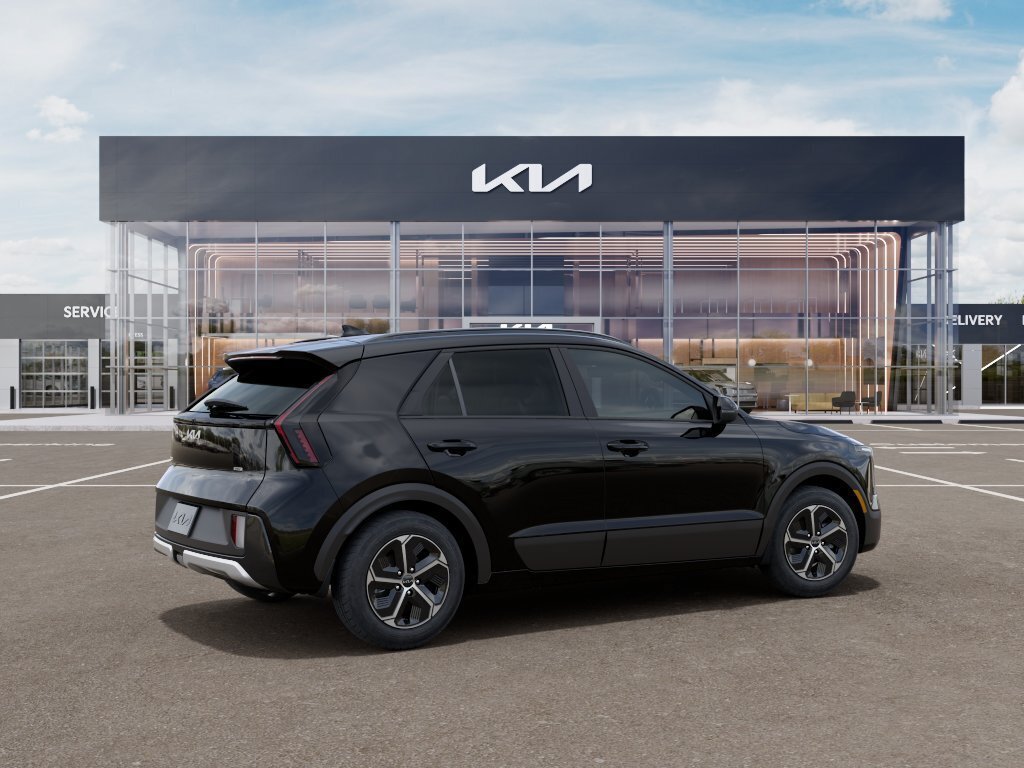 New 2027 Kia Niro LX FWD image 6