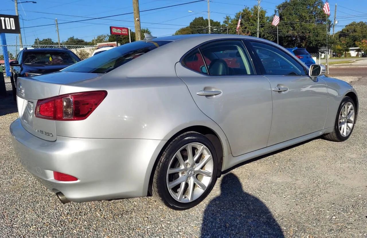 Used 2011 Lexus IS 250 IS 250 Sedan 4D w/ Luxury Plus Value Edition image 5