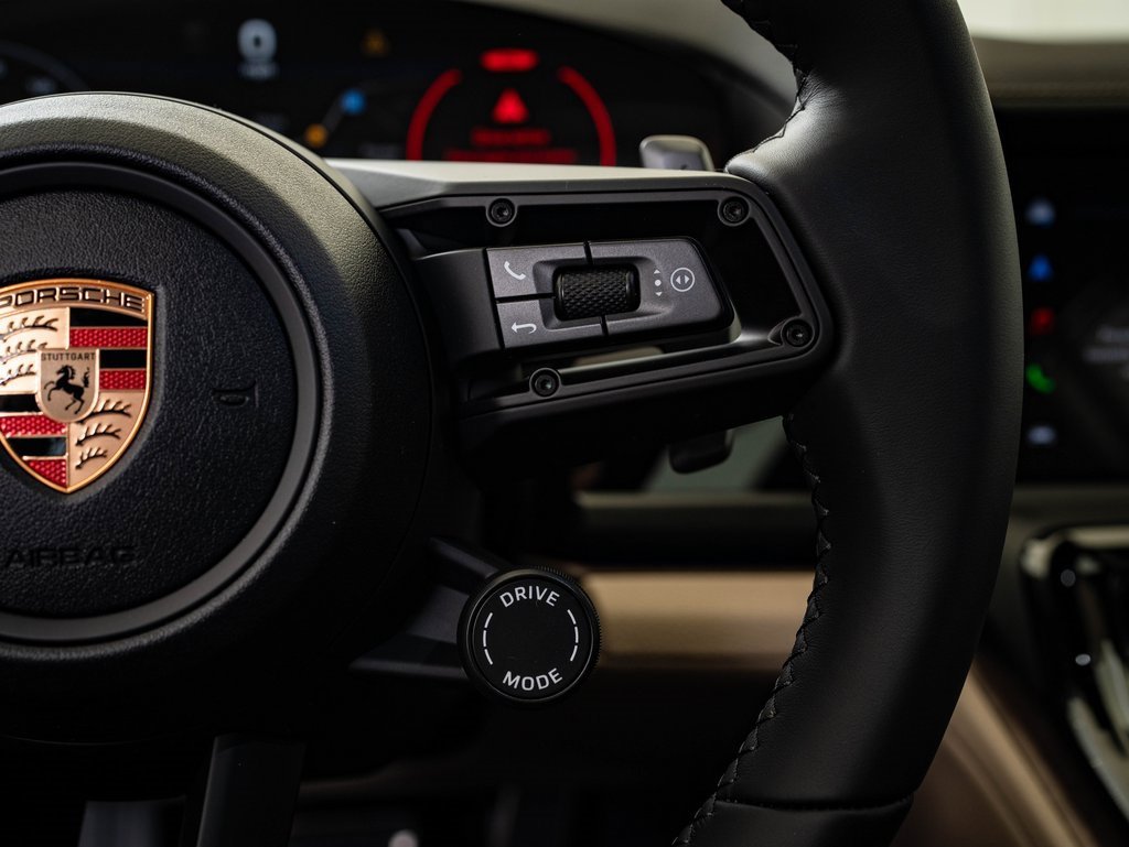 New 2026 Porsche Panamera 4 image 33