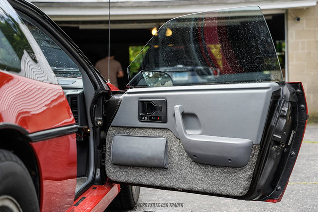 Used 1988 Pontiac Fiero GT RWD image 27