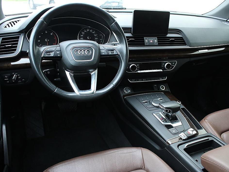 Used 2019 Audi Q5 2.0T Premium w/ Convenience Package image 16