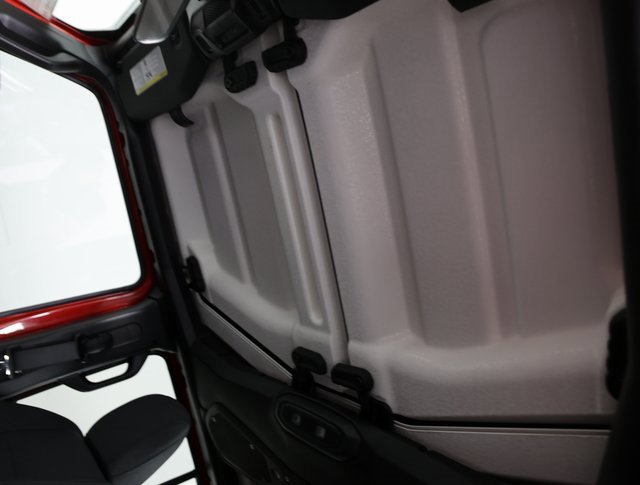 New 2025 Jeep Gladiator Willys image 13