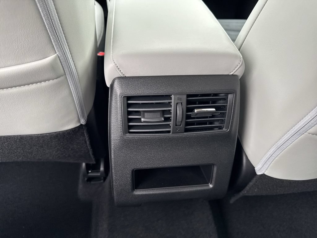 New 2026 Mitsubishi Outlander SE FWD image 28