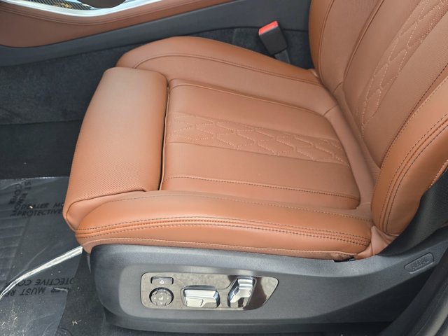 New 2026 BMW X5 M60i w/ Executive Package AWD/4WD image 15