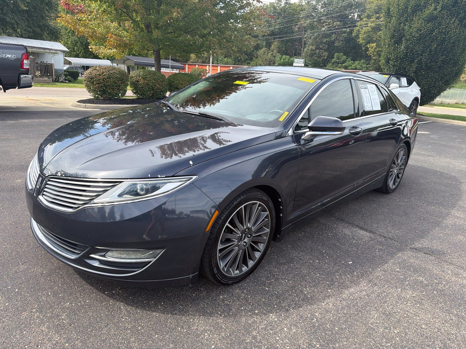 Used 2013 Lincoln MKZ FWD image 9
