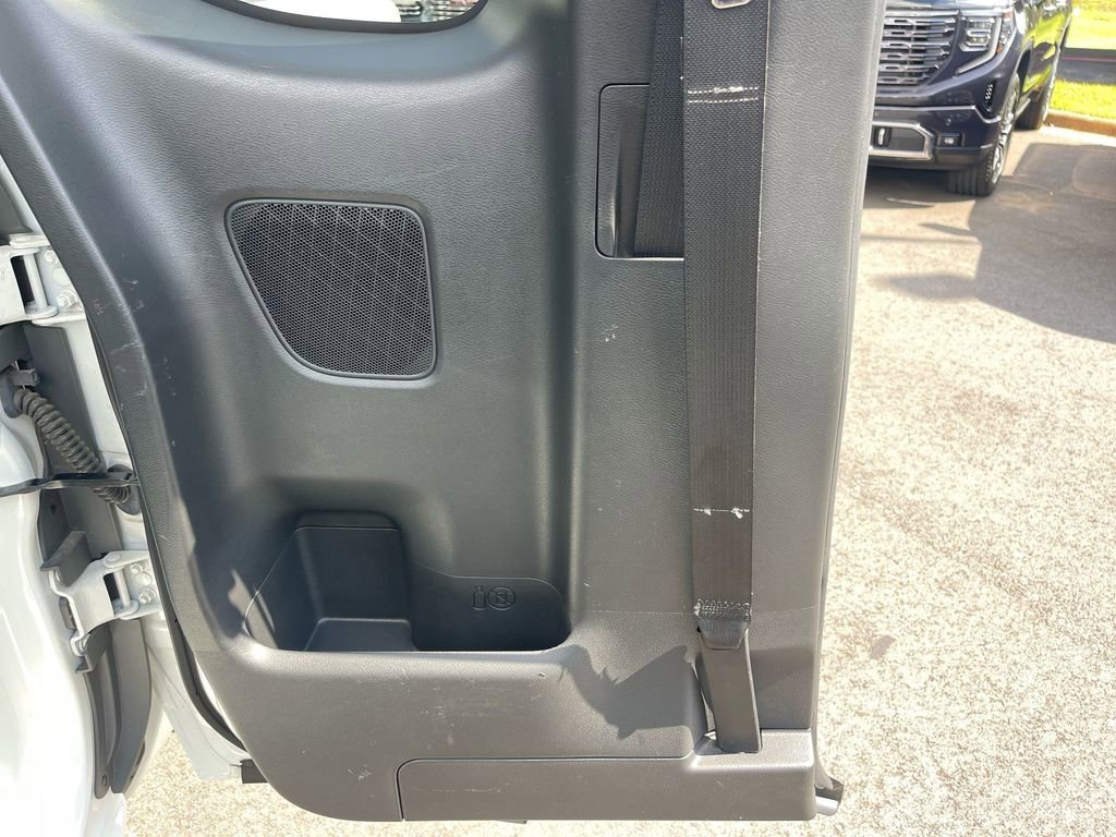 Used 2024 Nissan Frontier S w/ S Utility Package image 25