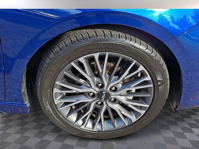 Certified 2024 Kia Forte GT-Line FWD image 10