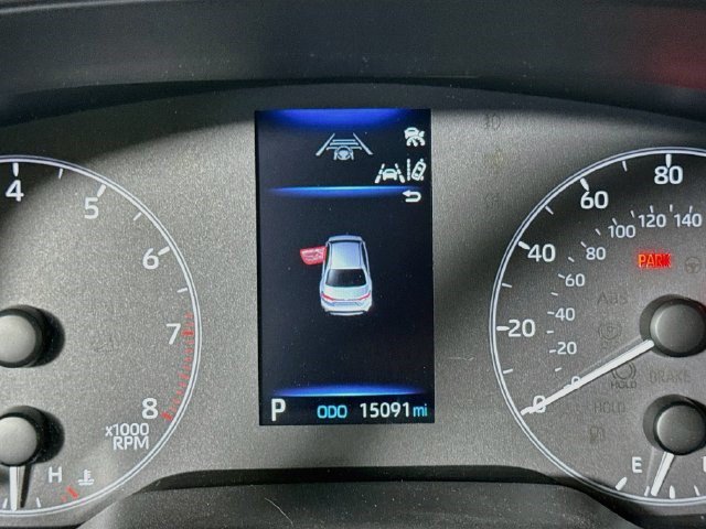 Used 2025 Toyota Corolla LE FWD image 15
