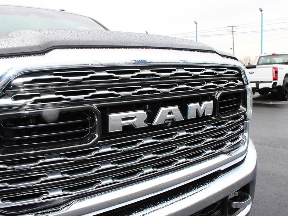 Used 2019 RAM 2500 Limited image 11