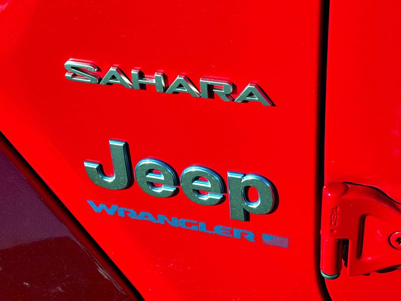 Used 2023 Jeep Wrangler Unlimited Sahara w/ Cold Weather Group image 6