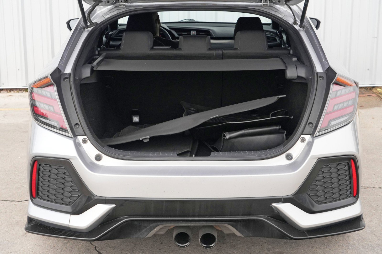 Used 2018 Honda Civic Sport image 9