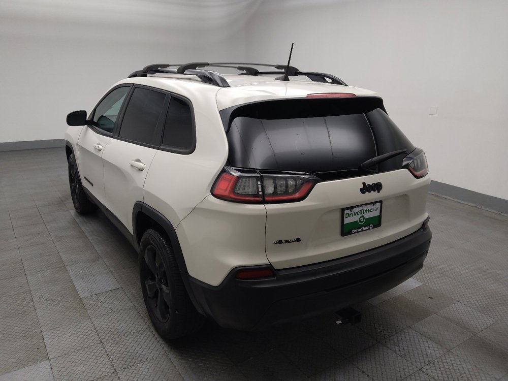 Used 2019 Jeep Cherokee Latitude Plus AWD/4WD image 5