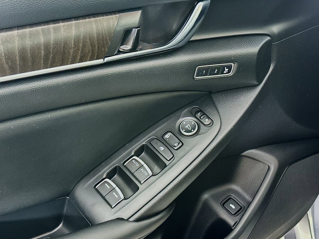 Certified 2021 Honda Accord Touring image 21