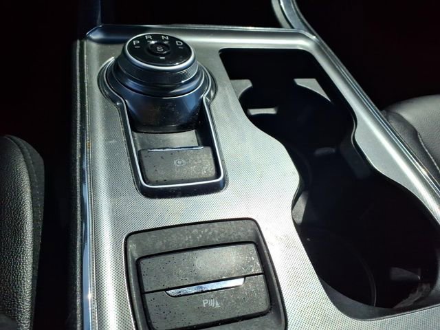 Used 2024 Ford Edge Titanium image 20